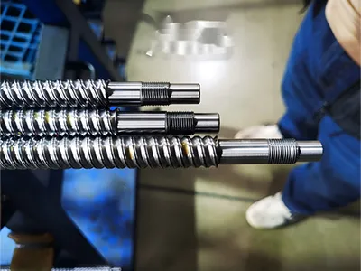 Gia công đầu trục vít bi